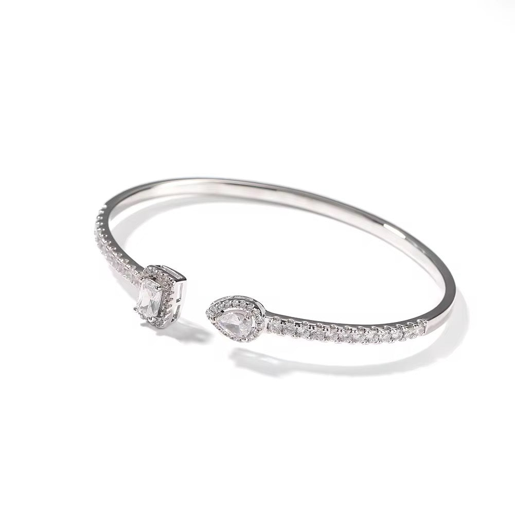 Tear Drop Bracelet